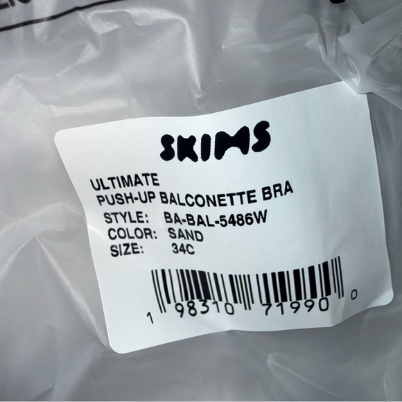 NEW Skims Ultimate Push-Up Underwire Balconette Bra NEW
34A
34C - Picture 6 of 7
